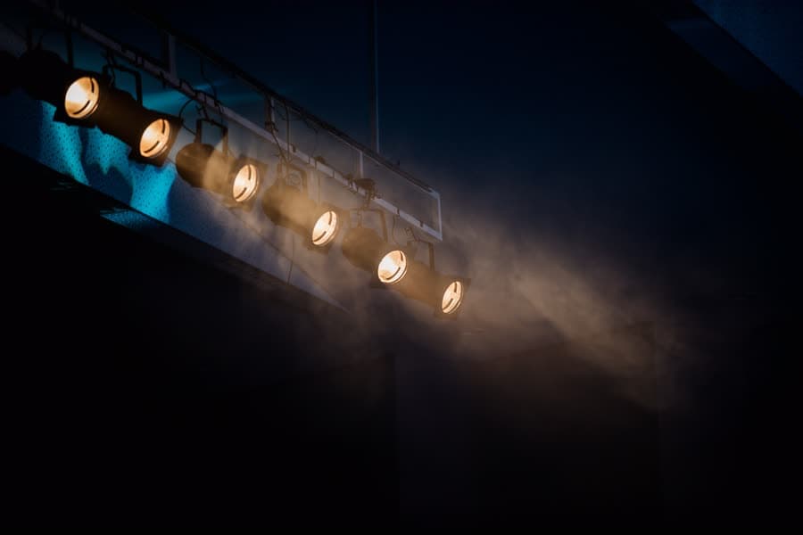 Studio bei Nacht
